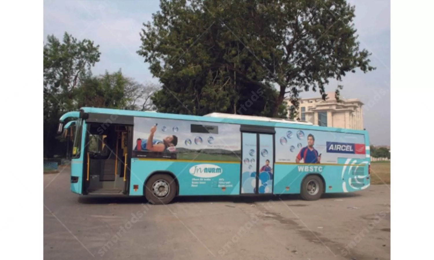 Non-Traditional Media Bus Advertising in Kolkata